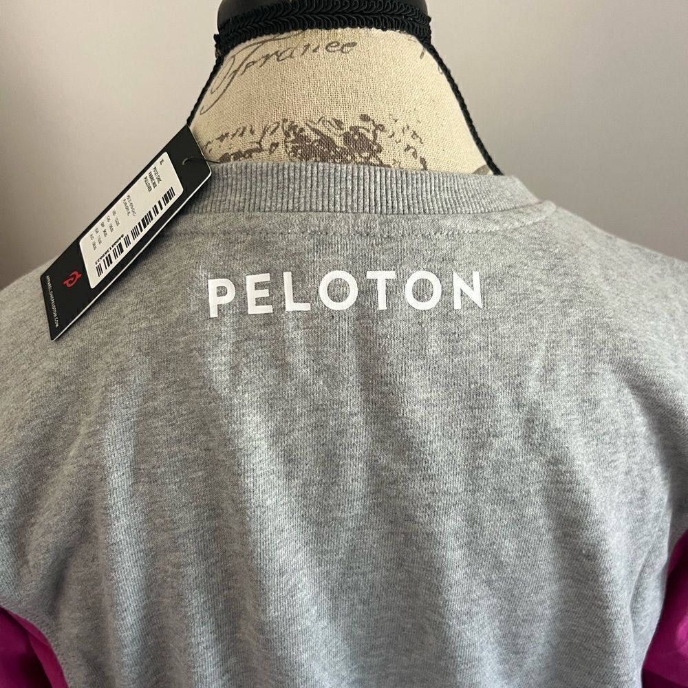 NWT Peloton Pullover - Picture 4 of 6